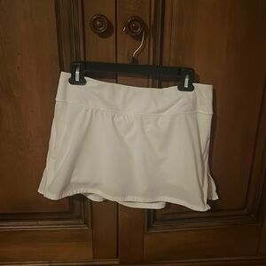 Perfect white Play Off The Pleats Lululemon tennis skirt.